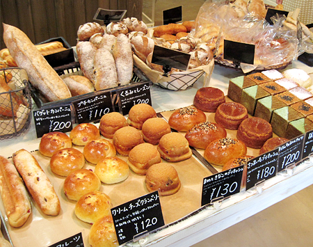 ベーカリーニル　菓子パン系が人気の可愛いパン屋さん！（広島市安佐北区口田）