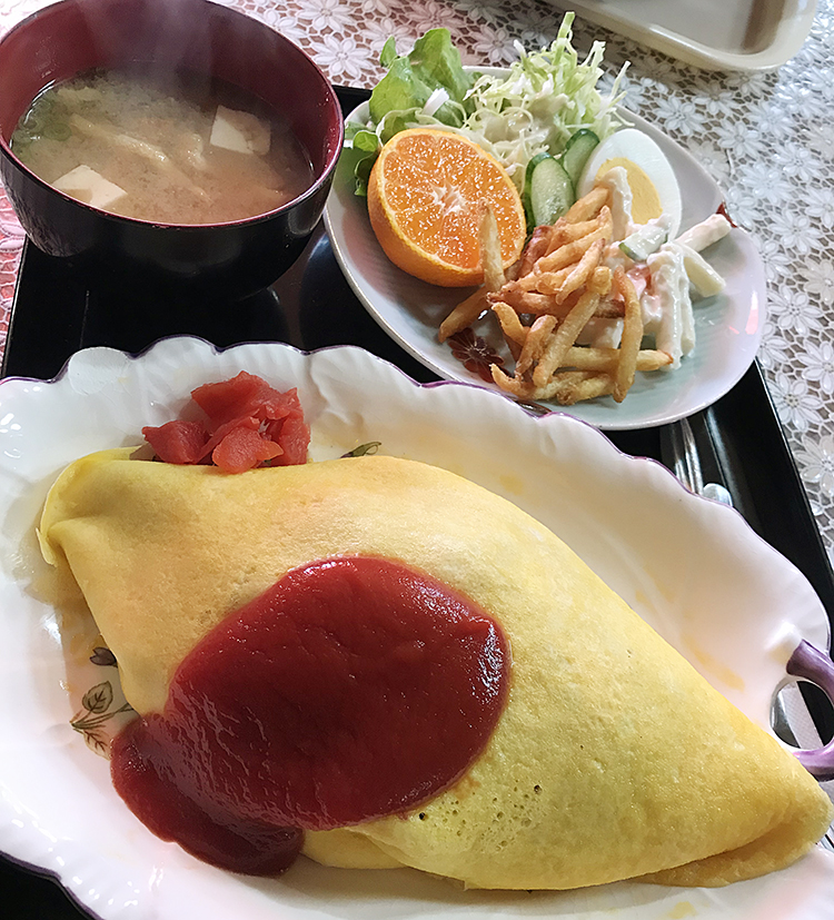 喫茶 KADO かど 　昔ながらのドライブイン大衆食堂でオムライスランチしました　広島県安芸高田市吉田町