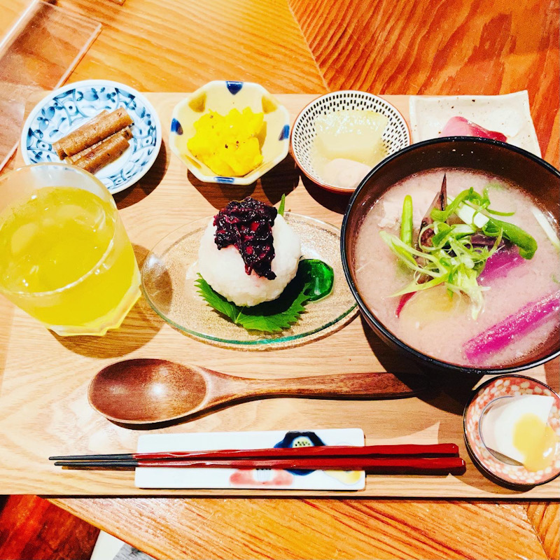 小料理屋 永山 ながやま　野菜たっぷりで健康的なランチ　満点ママでも紹介　広島市中区胡町
